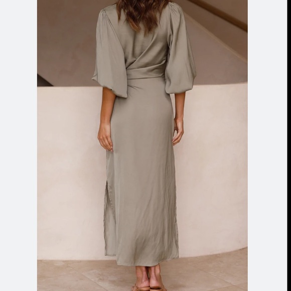 Billy J Meilani Dress - Picture 2 of 5